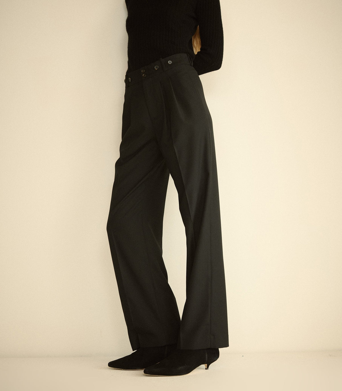 OLIVIA PANT -- BLACK