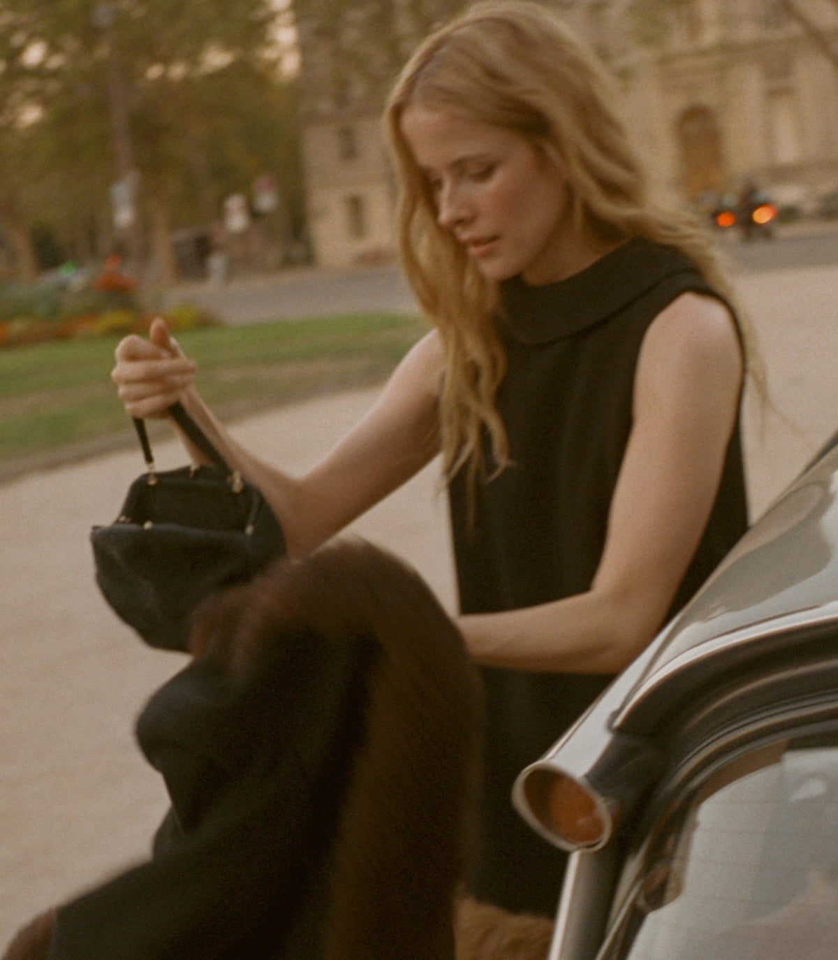 JOYA BAG -- BLACK BEADS