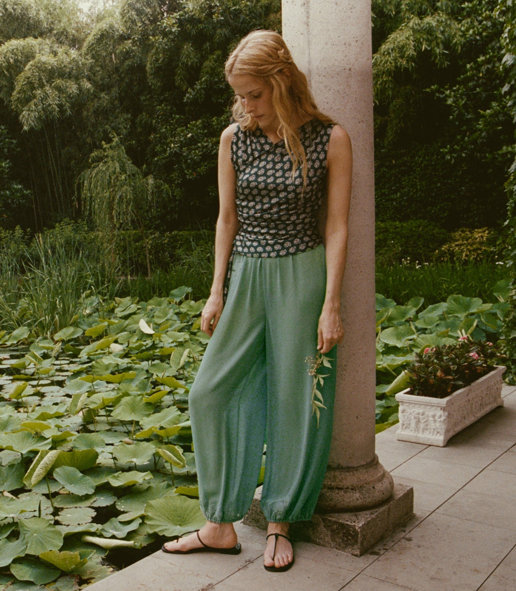 JANILLE TOP -- CHAUMONT PAISLEY