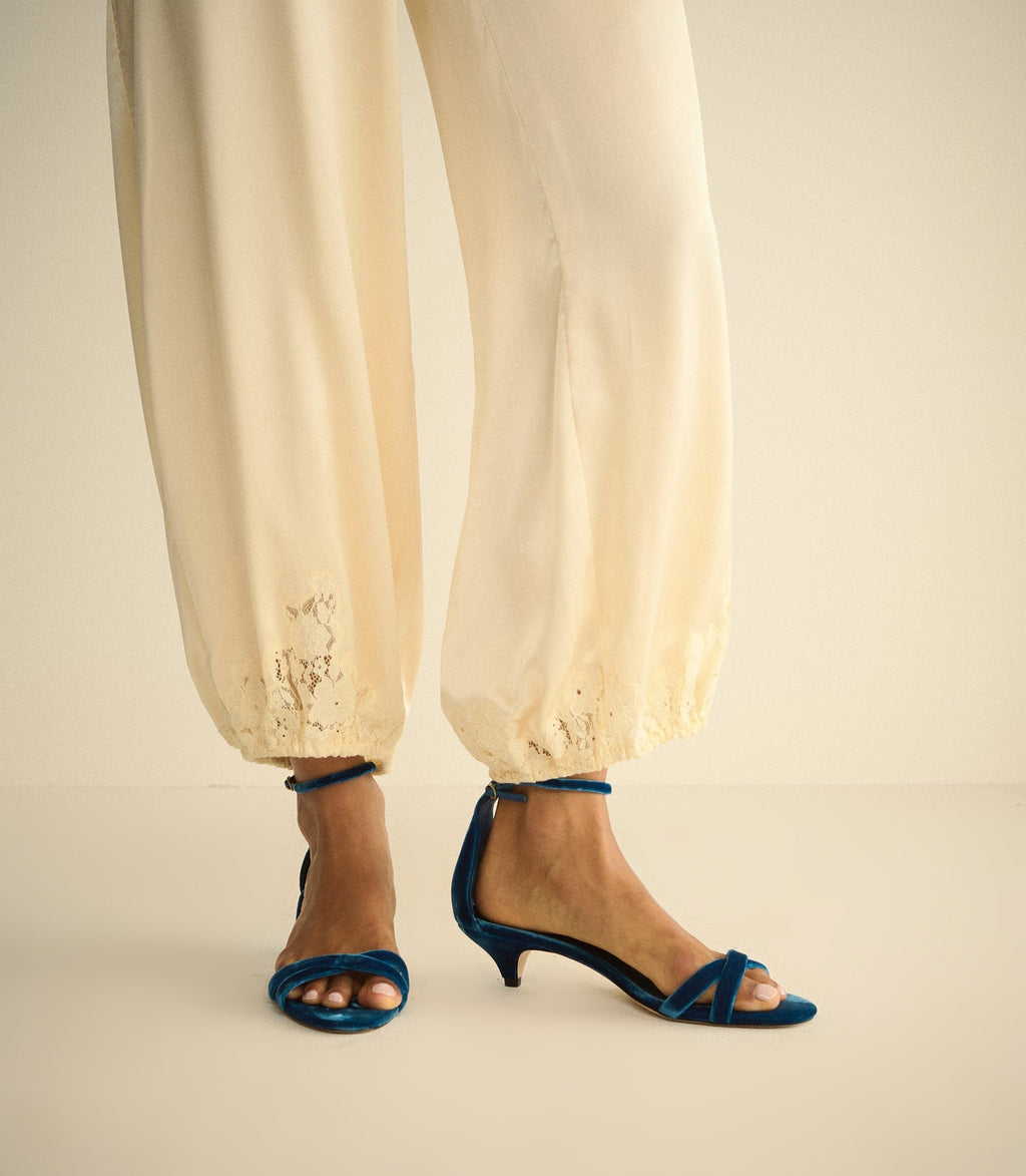 GIULIA HEEL -- COBALTO VELVET